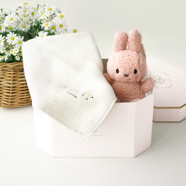 【3/31までの限定価格】Miffy リサイクルテディ（ピンク）コットンワッフルケットとプレシャスメモリアルボックスセット