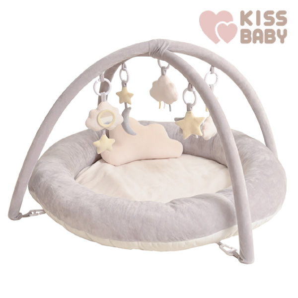 【KISS BABY】成長に合わせて長く使えるまぁるいおそらのプレイジムマット