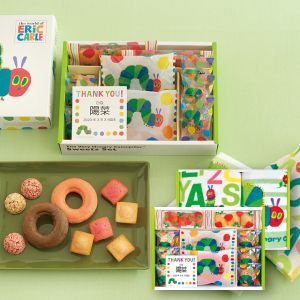 【名入れ専用】はらぺこあおむし スイーツ＆タオルセット B