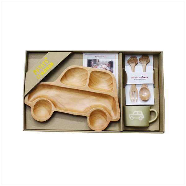 プチママン キッズ食器3点ギフトセット（トレイ/マグ/カトラリー)カー